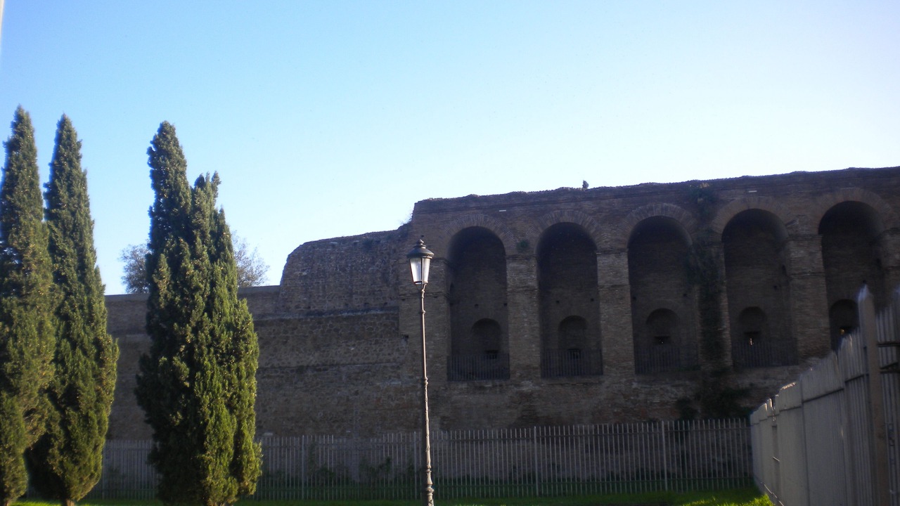 Photo of Others in Esquilino