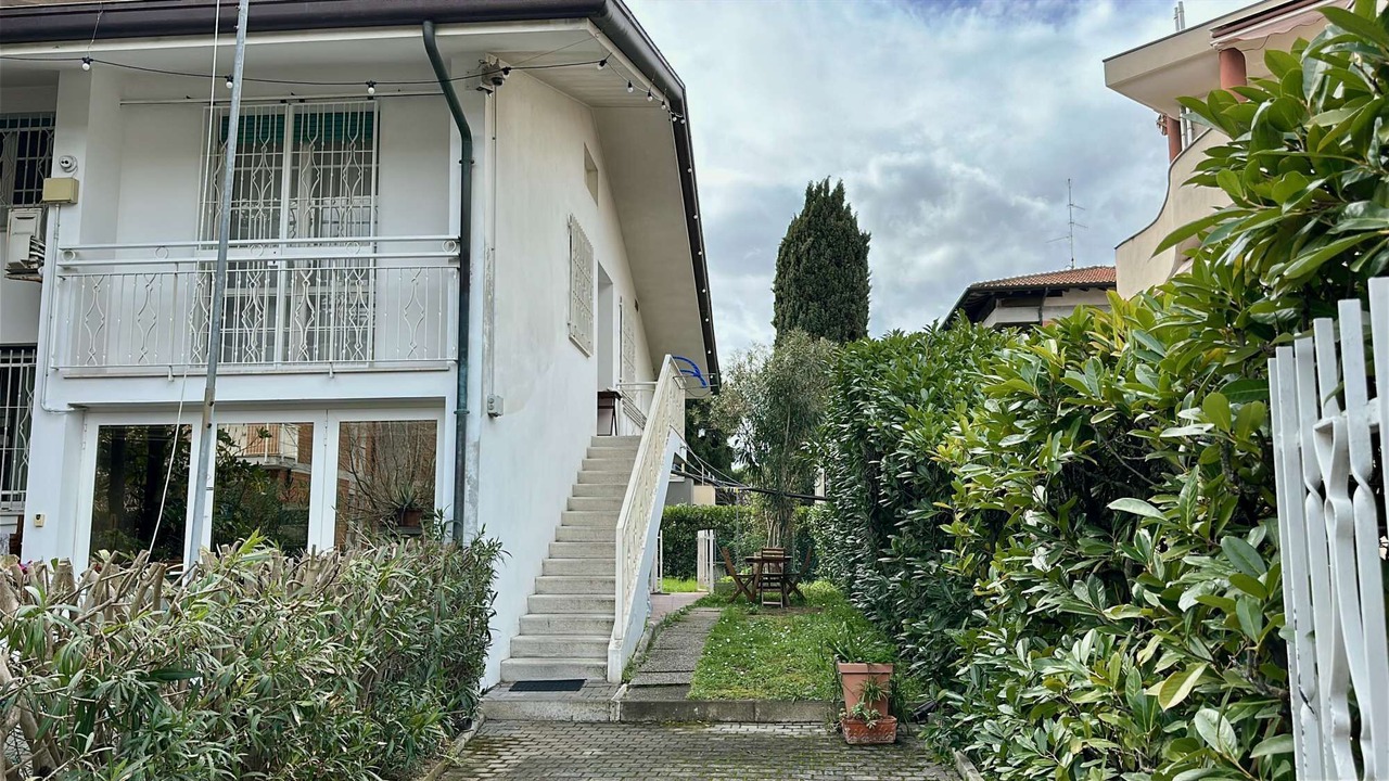 Photo of Outdoor in Alba