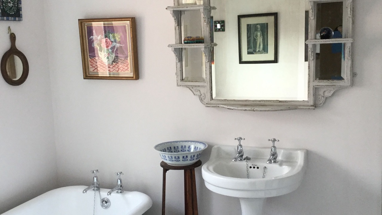 Photo of Bathroom in Castlereagh
