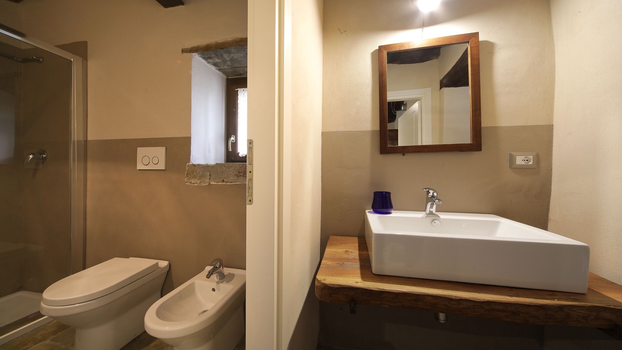 Photo of Bathroom in Tredozio