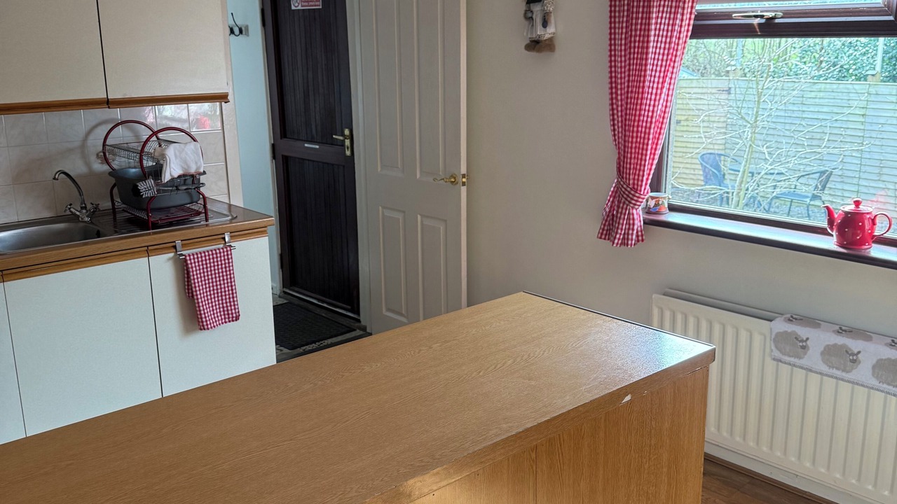 Photo of Kitchen in Lisnagunogue