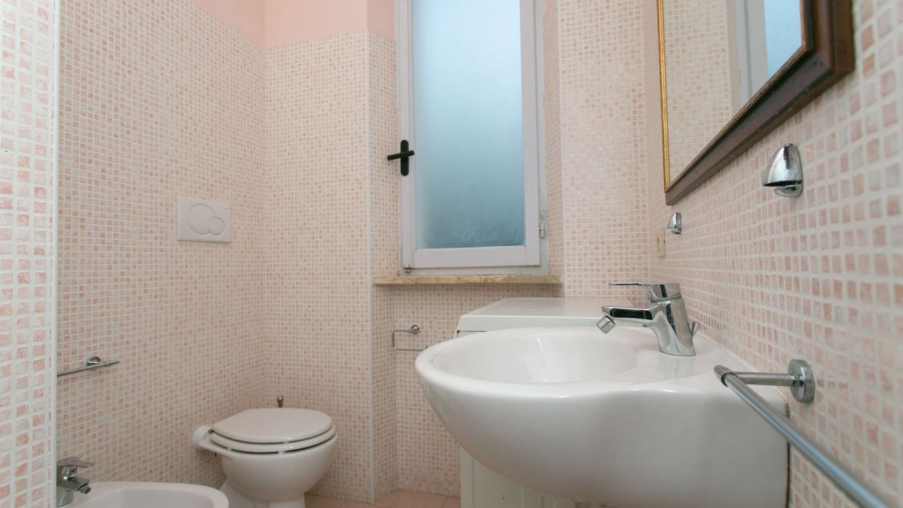 Photo of Bathroom in Marcelli