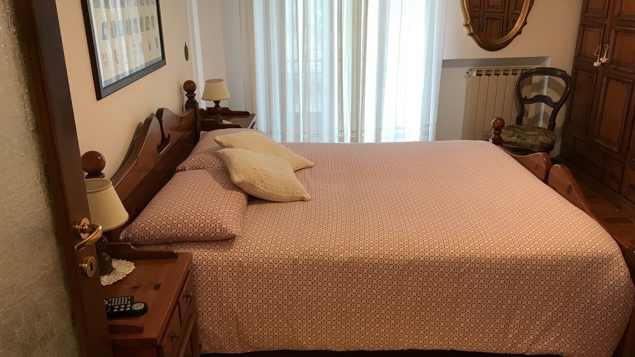 Photo of Bedroom in Pallanza