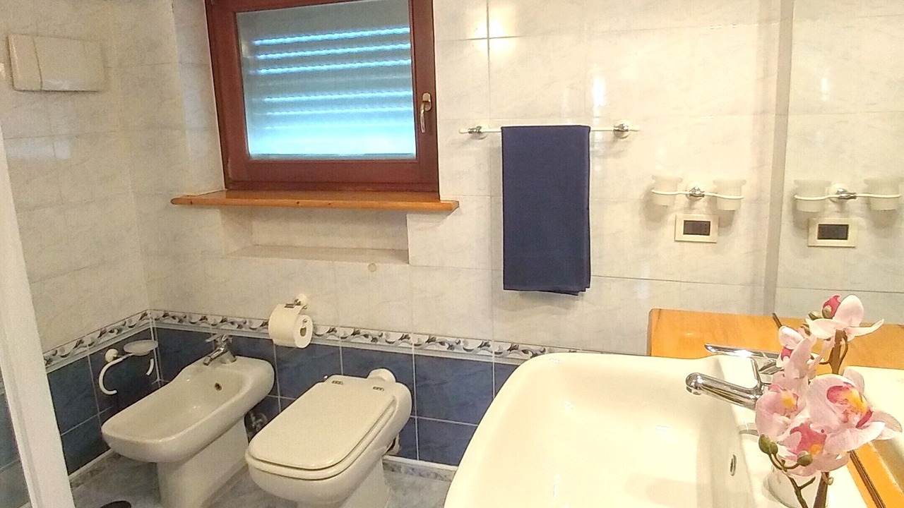 Photo of Bathroom in Aurelio
