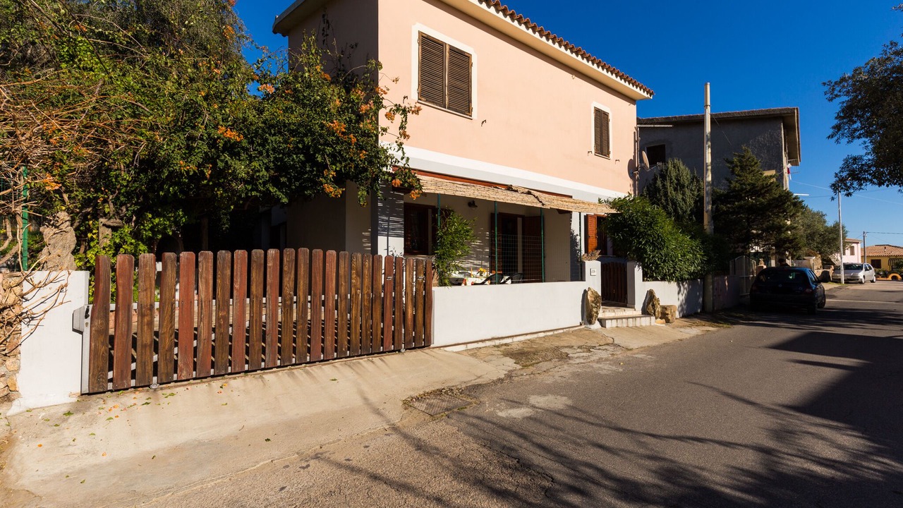 Photo of Outdoor in Agrustos