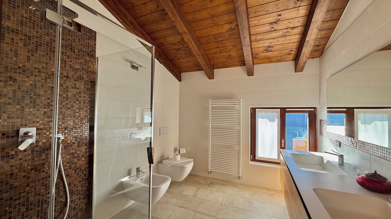 Photo of Bathroom in Cressogno