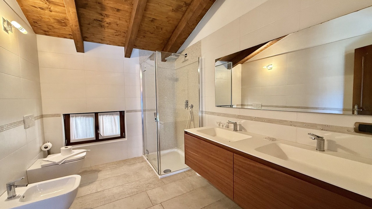Photo of Bathroom in Cressogno