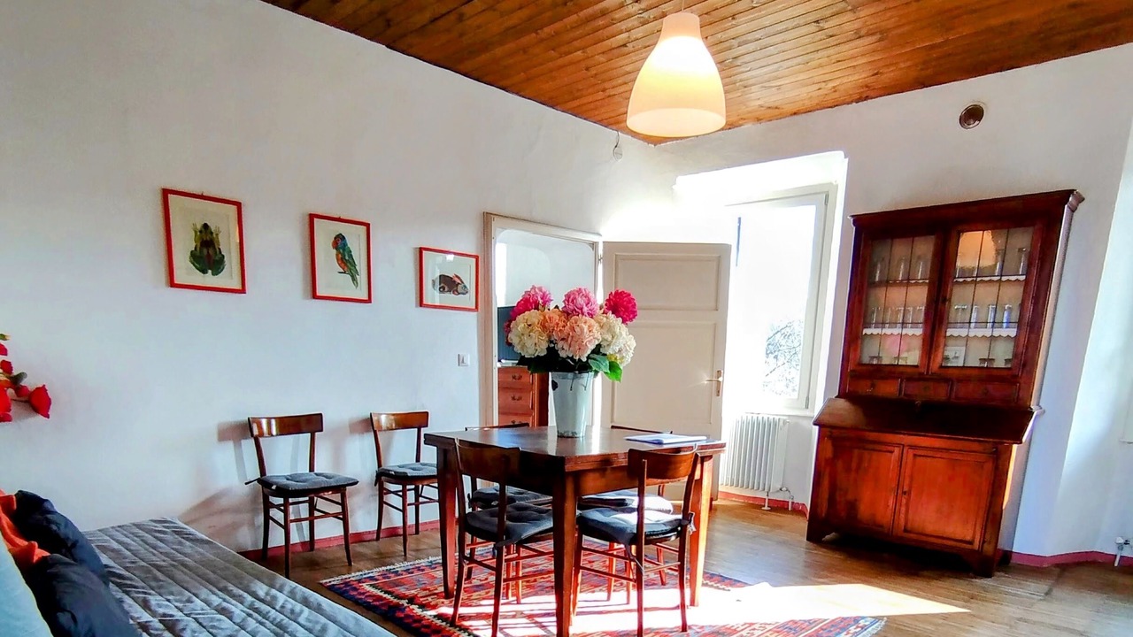 Photo of Livingroom in Ameno