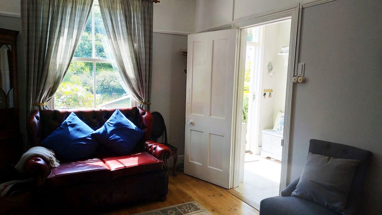 Photo of Livingroom in West Looe