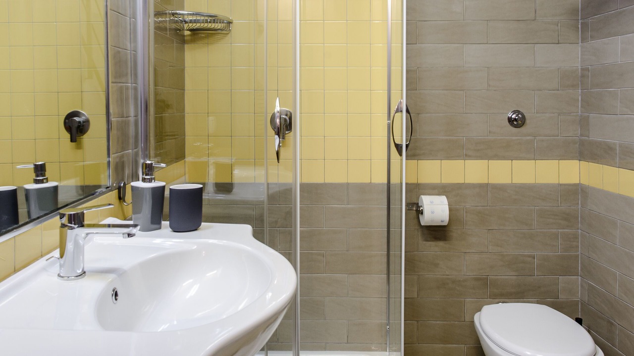 Photo of Bathroom in Quartieri Spagnoli