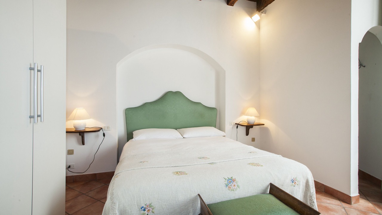 Photo of Bedroom in Como City Centre