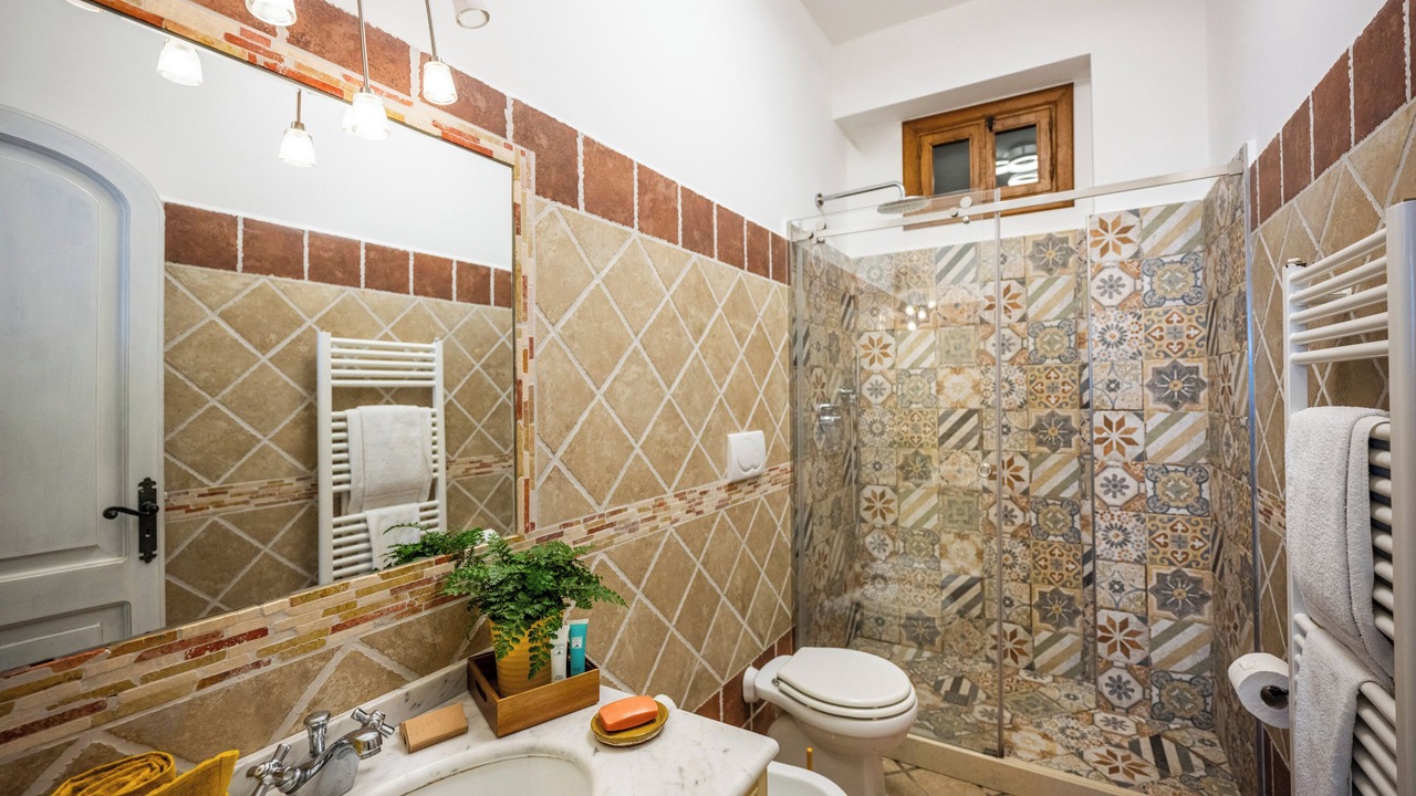 Photo of Bathroom in Montepertuso