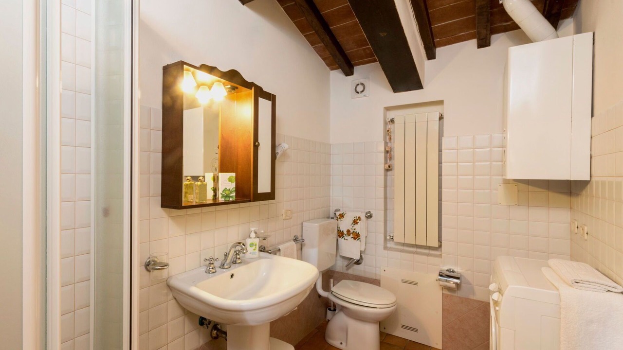 Photo of Bathroom in Popoltaio-Schiacciato