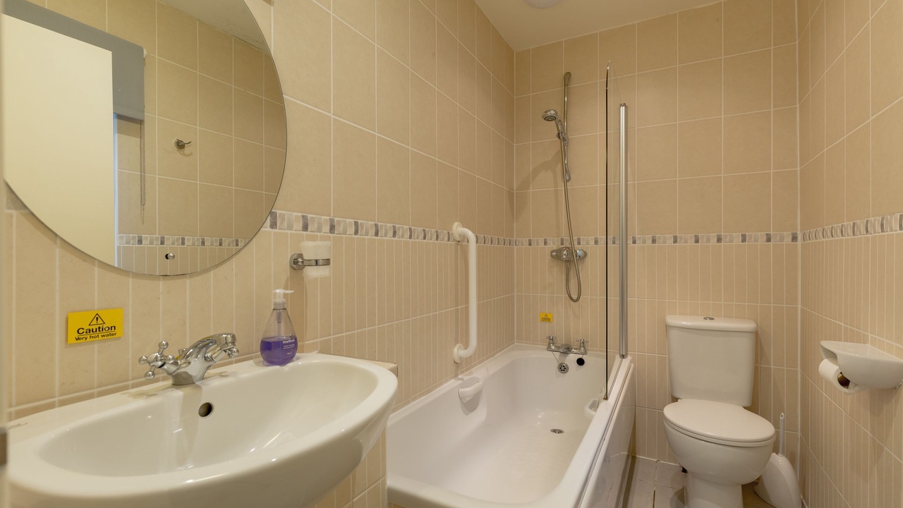 Photo of Bathroom in Slate Islands