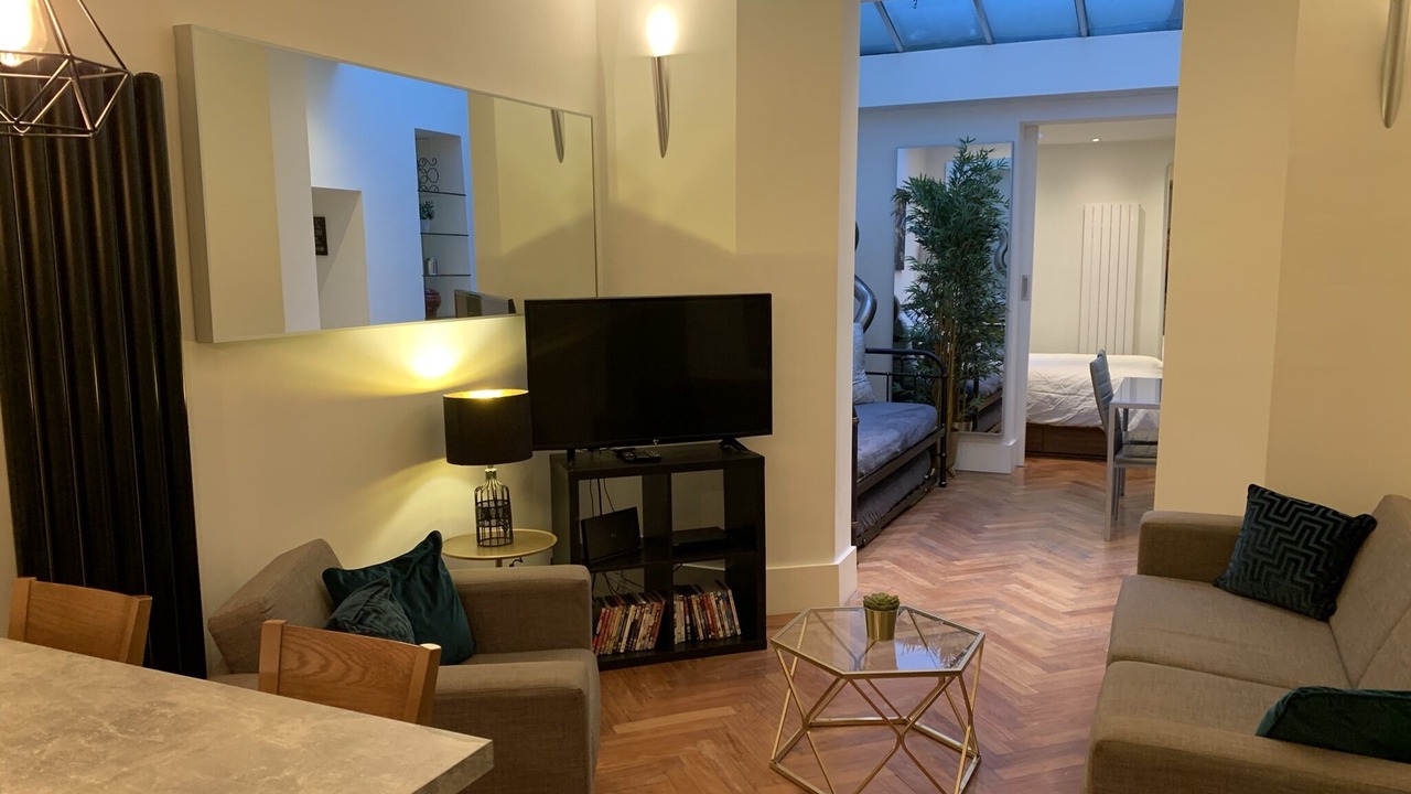 Photo of Livingroom in Campden