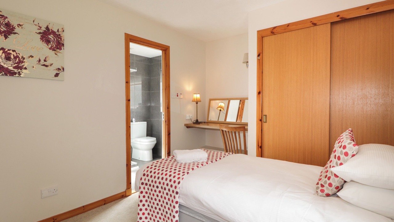 Photo of Bedroom in Boat of Garten