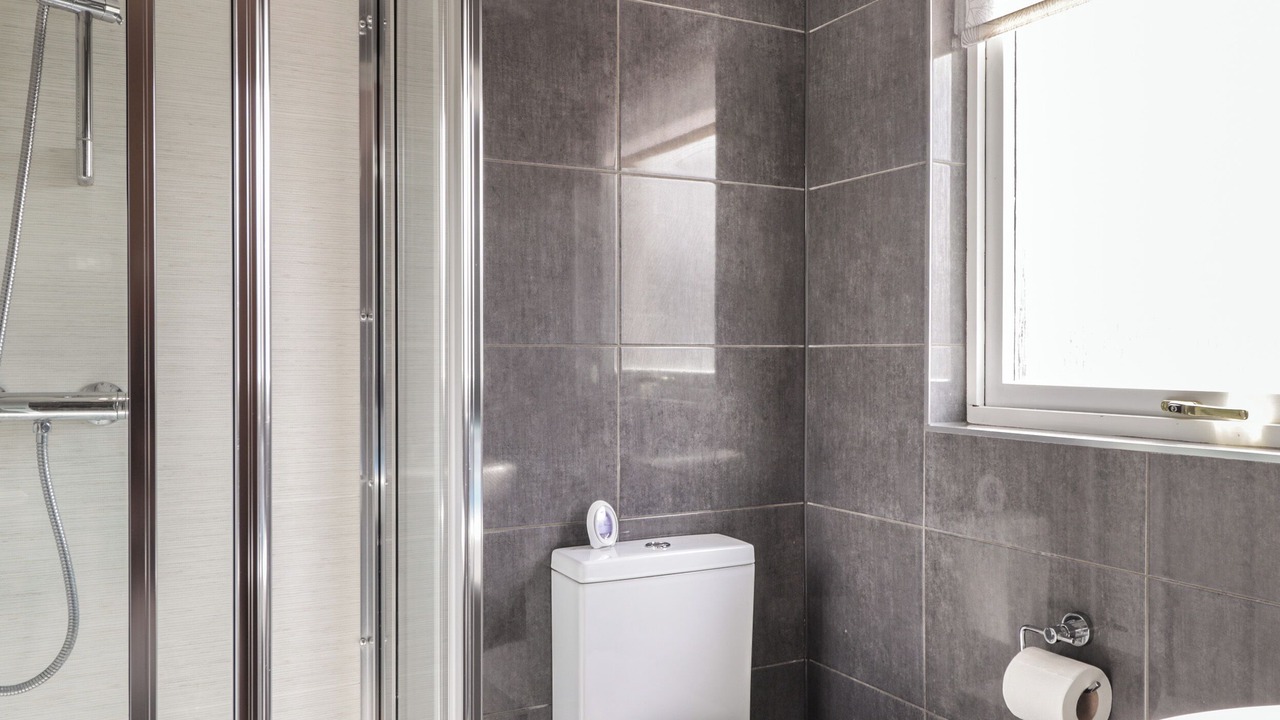 Photo of Bathroom in Boat of Garten