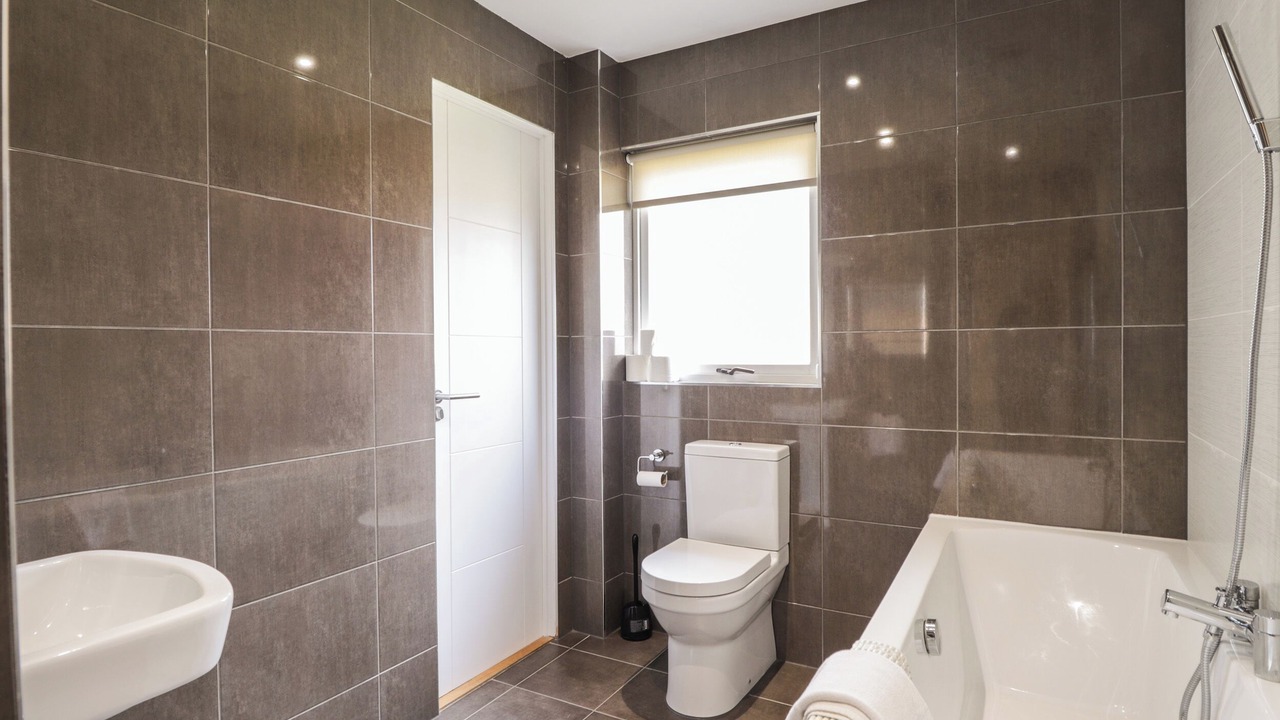 Photo of Bathroom in Boat of Garten