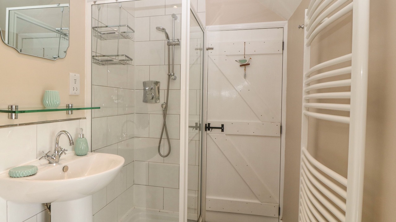 Photo of Bathroom in Llanfaethlu