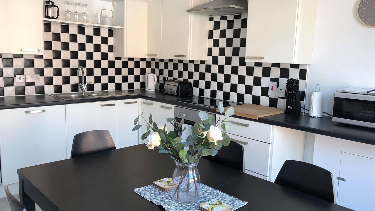 Photo of Kitchen in Queens Quarter