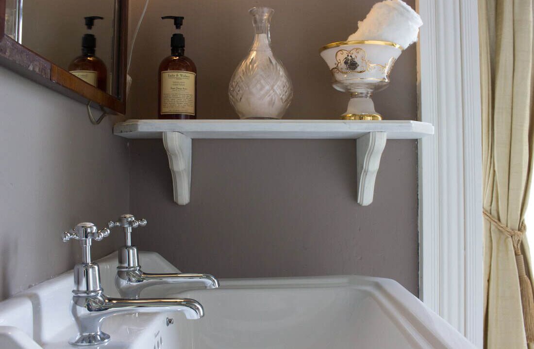 Photo of Bathroom in Hunspow