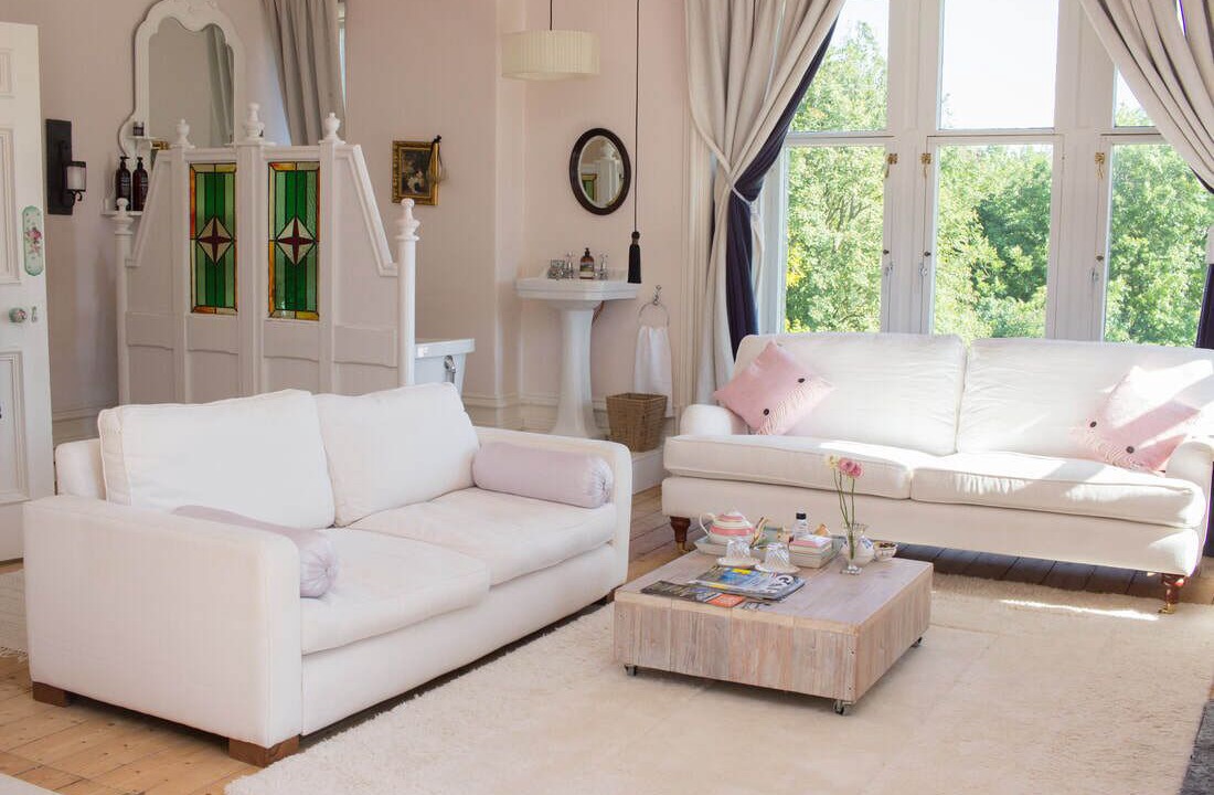 Photo of Livingroom in Hunspow
