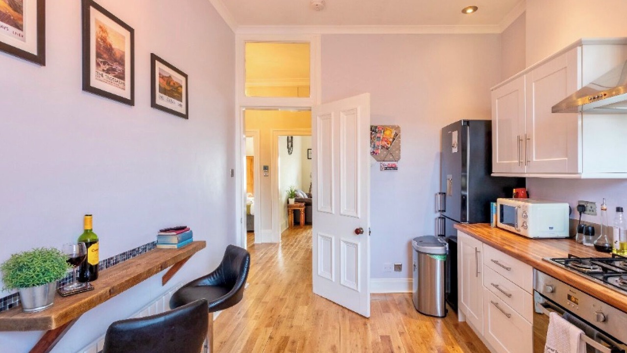 Photo of Kitchen in Helensburgh