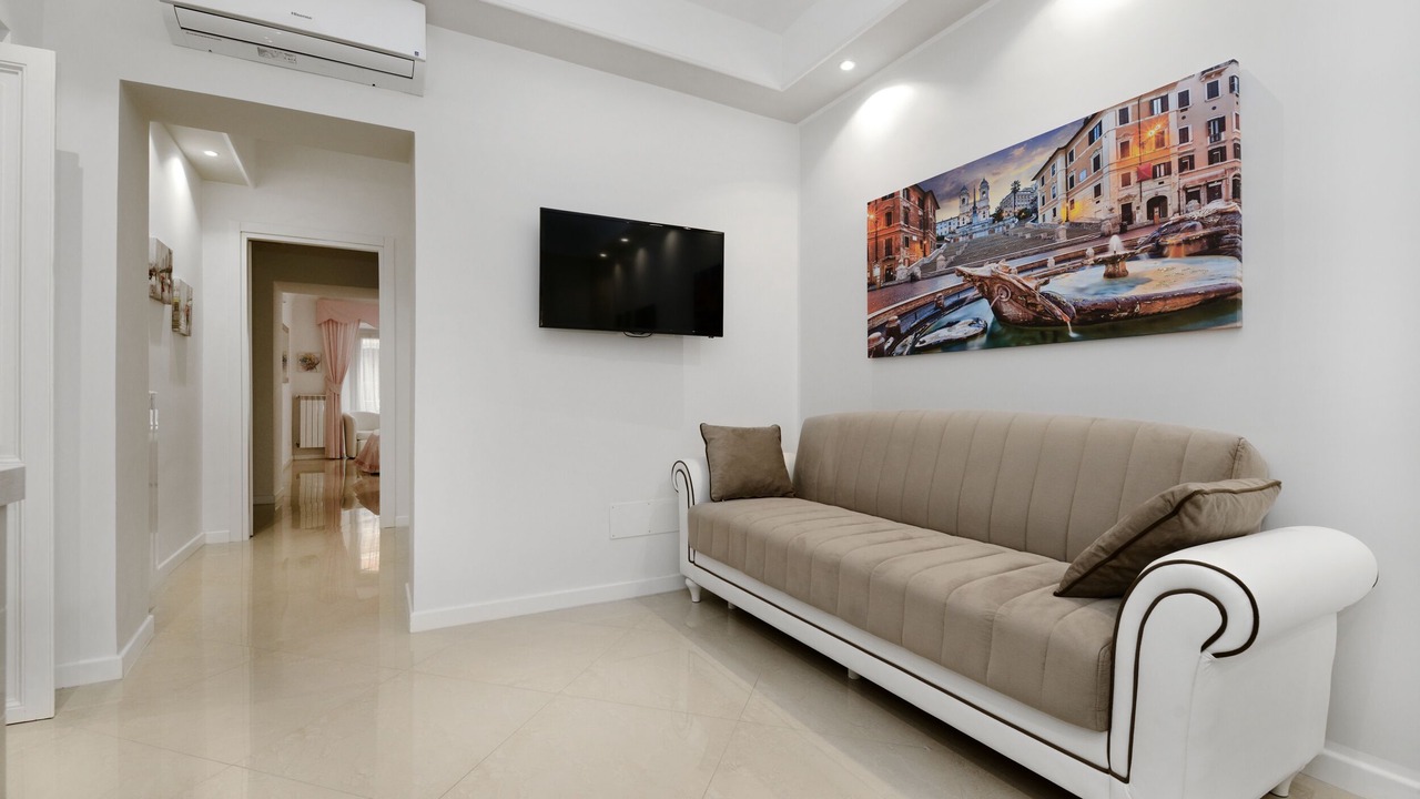 Photo of Livingroom in Rione XVI Ludovisi