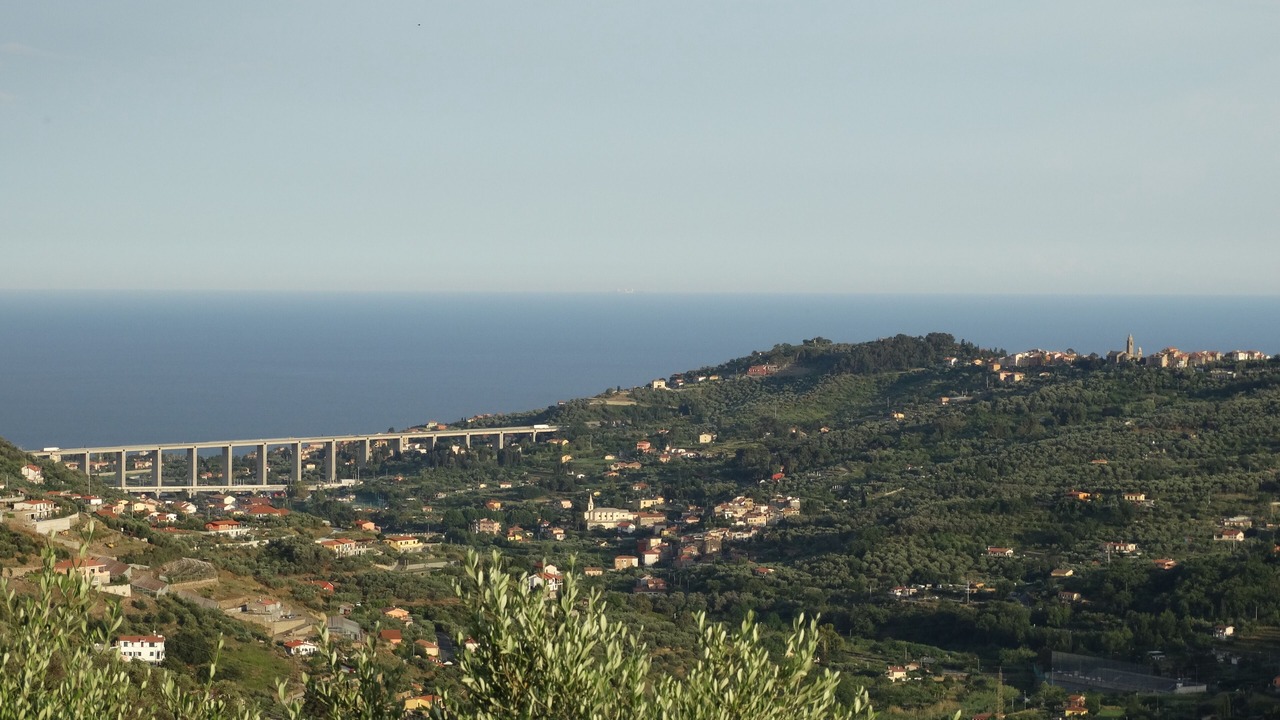 Photo of Others in Isolalunga