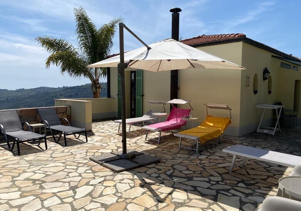 Photo of Patio Balcony in Isolalunga