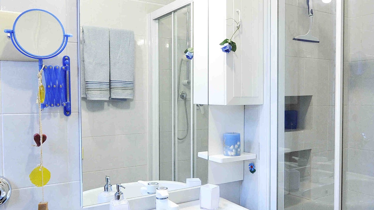 Photo of Bathroom in Dorsoduro