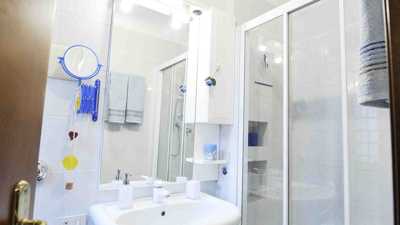 Photo of Bathroom in Dorsoduro