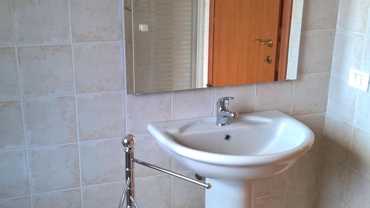 Photo of Bathroom in Roe Volciano