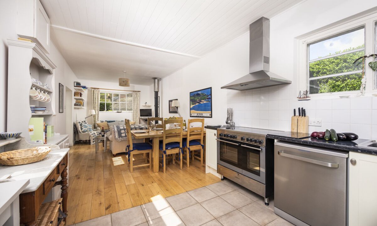 Photo of Kitchen in Mousehole
