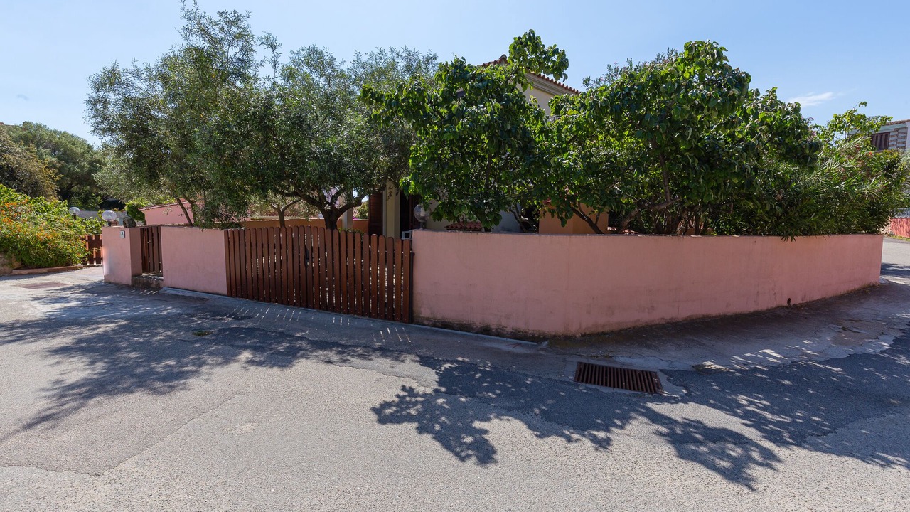 Photo of Outdoor in Agrustos