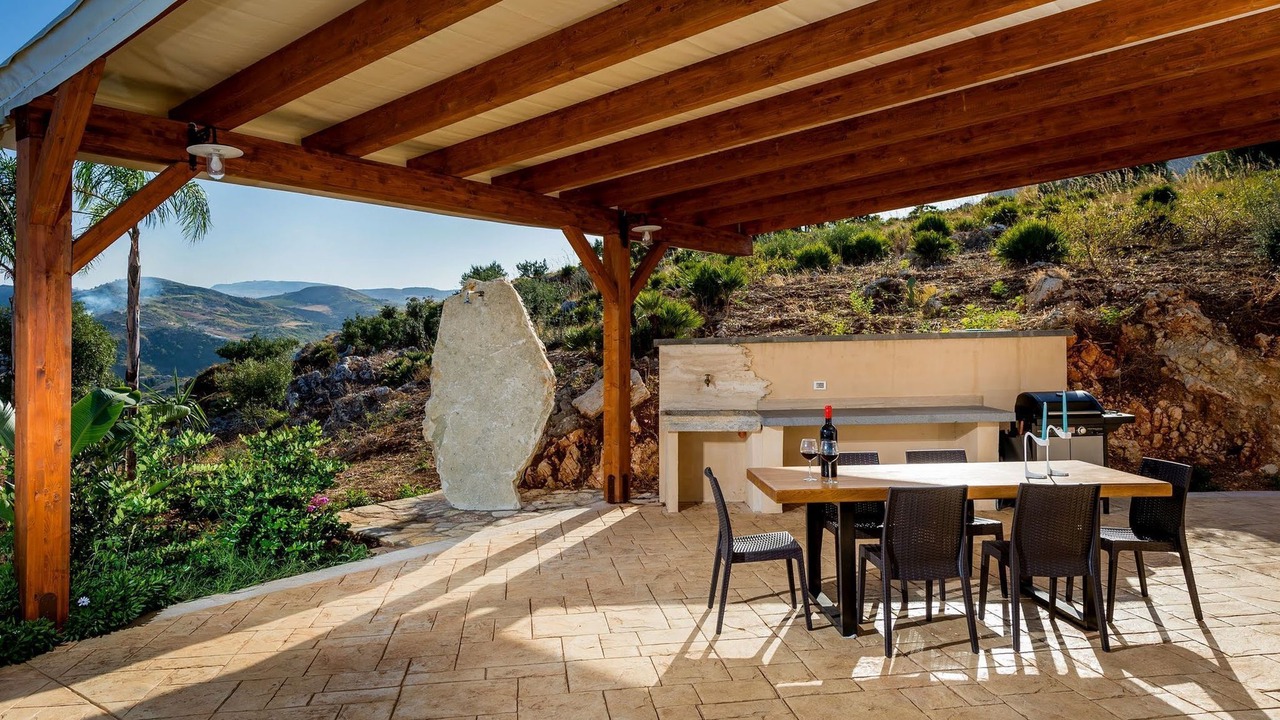 Photo of Patio Balcony in Scopello