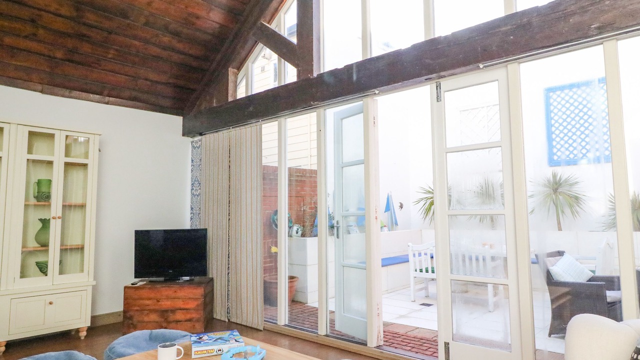Photo of Livingroom in Weymouth