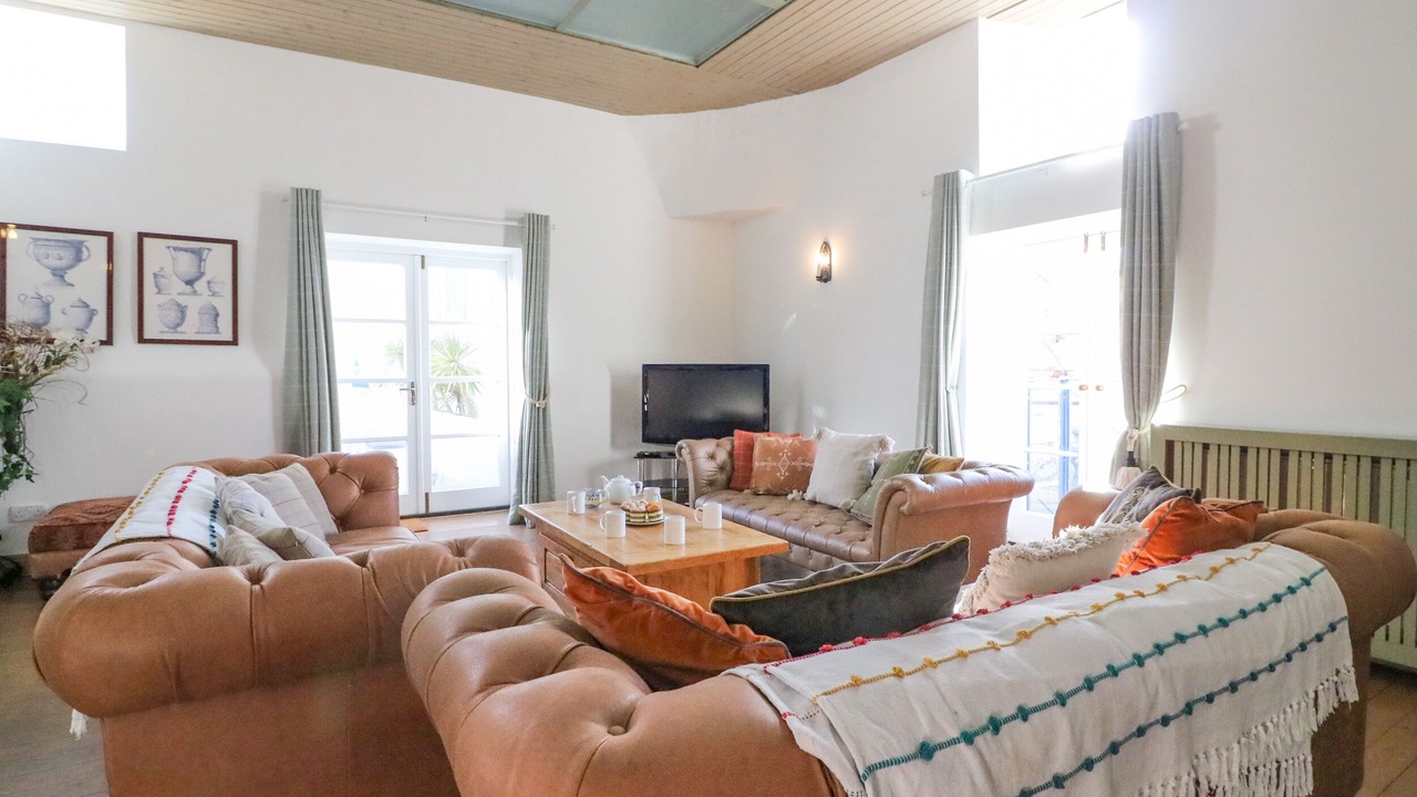 Photo of Livingroom in Weymouth