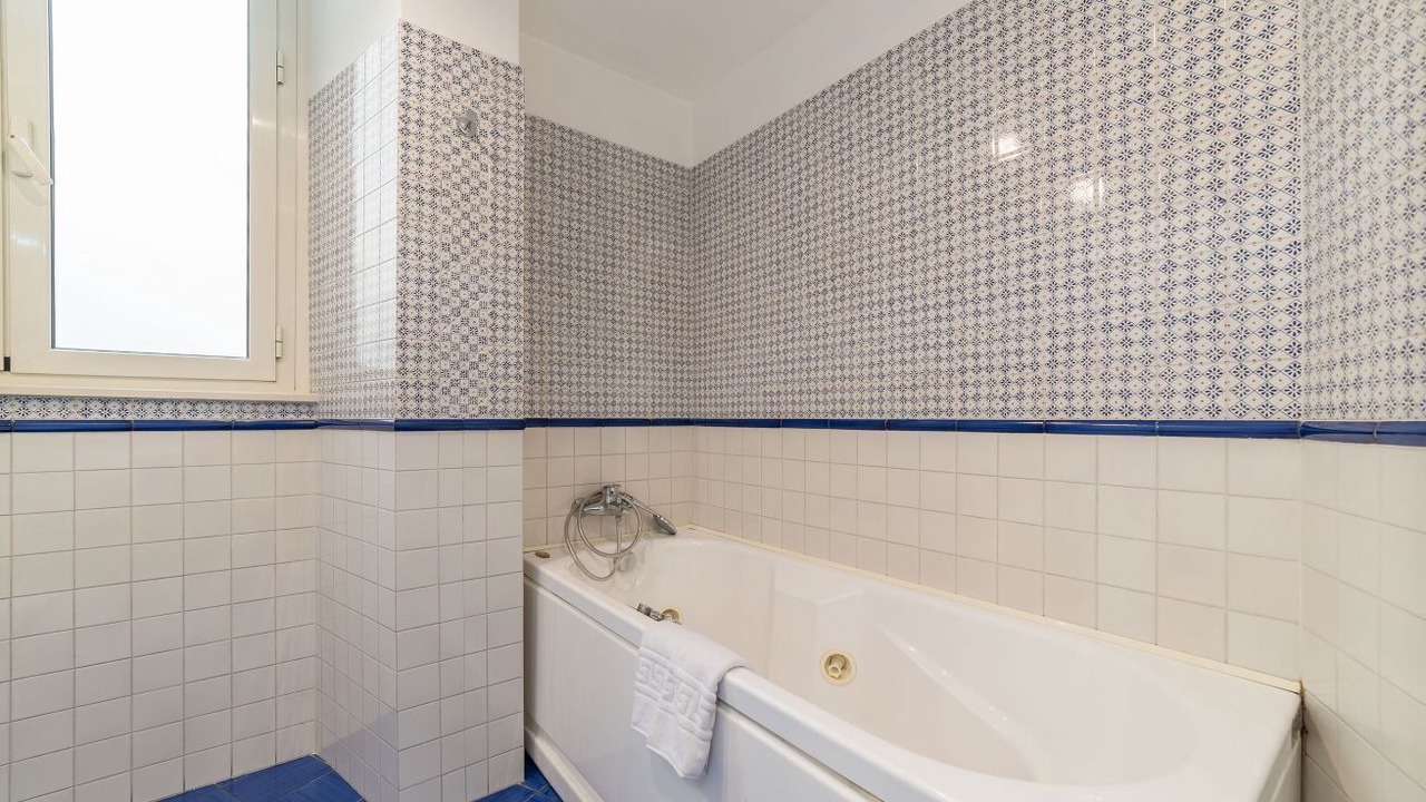 Photo of Bathroom in Celio