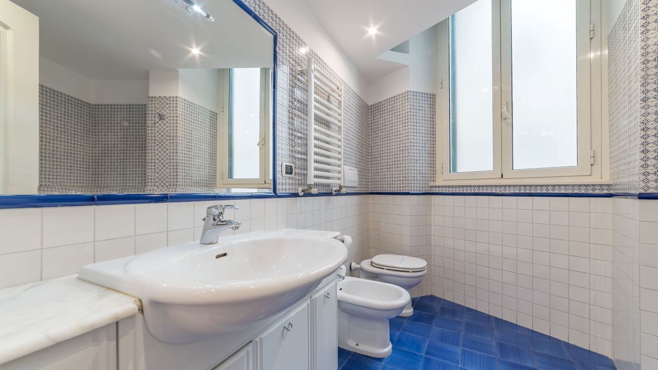 Photo of Bathroom in Celio