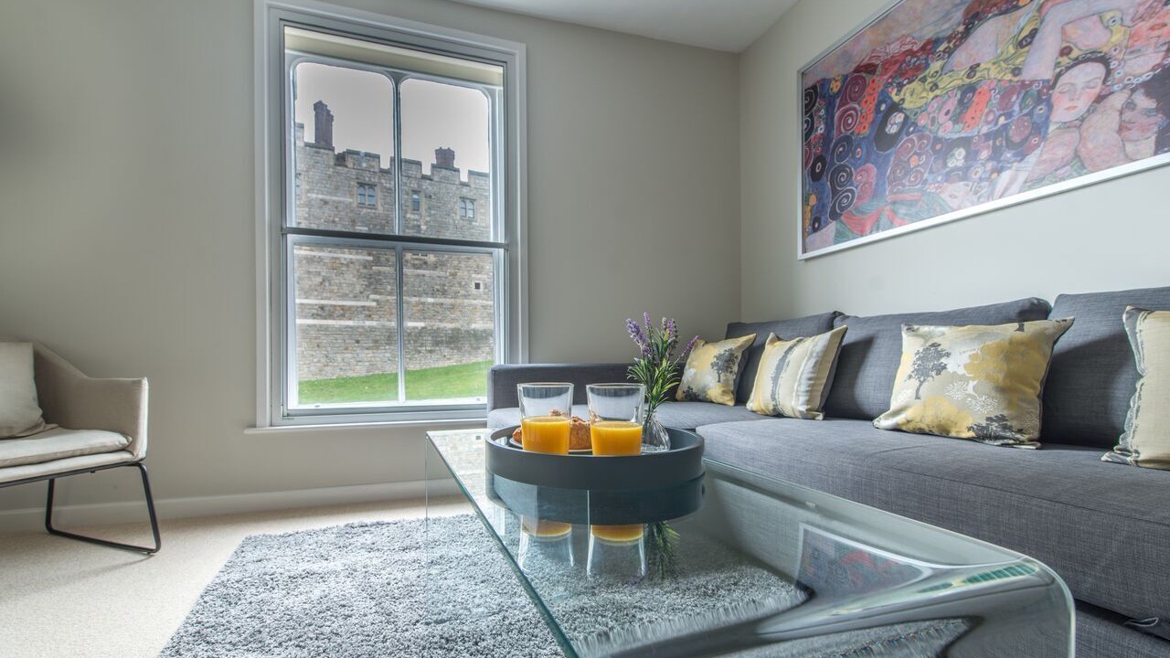Photo of Livingroom in Windsor City Centre
