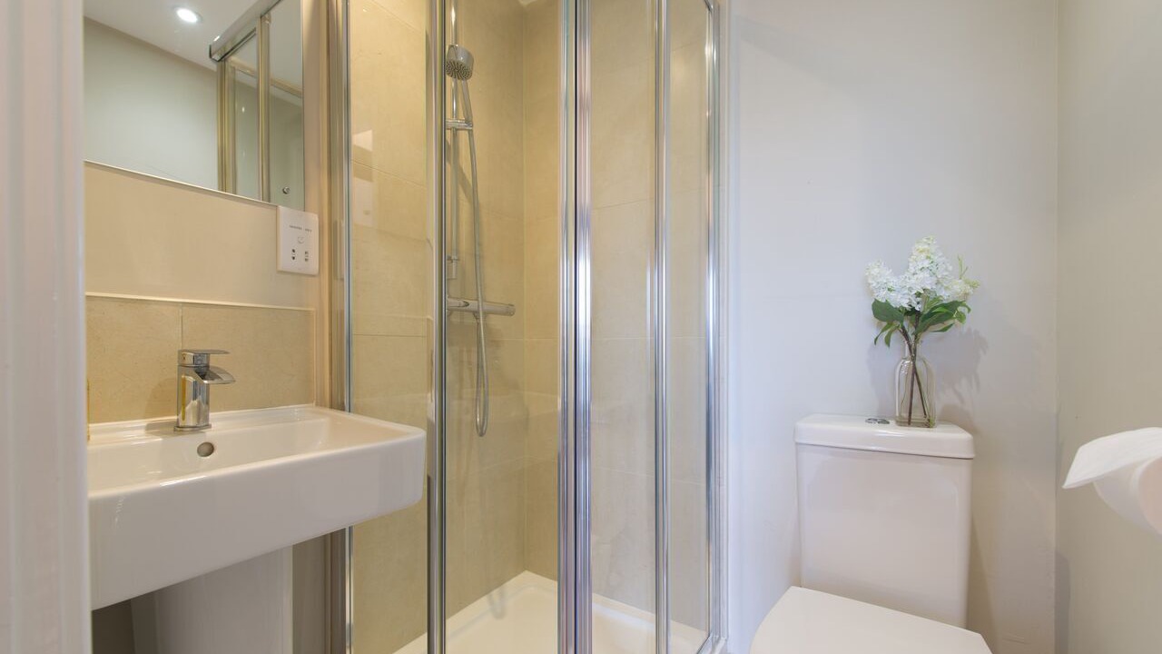 Photo of Bathroom in Windsor City Centre