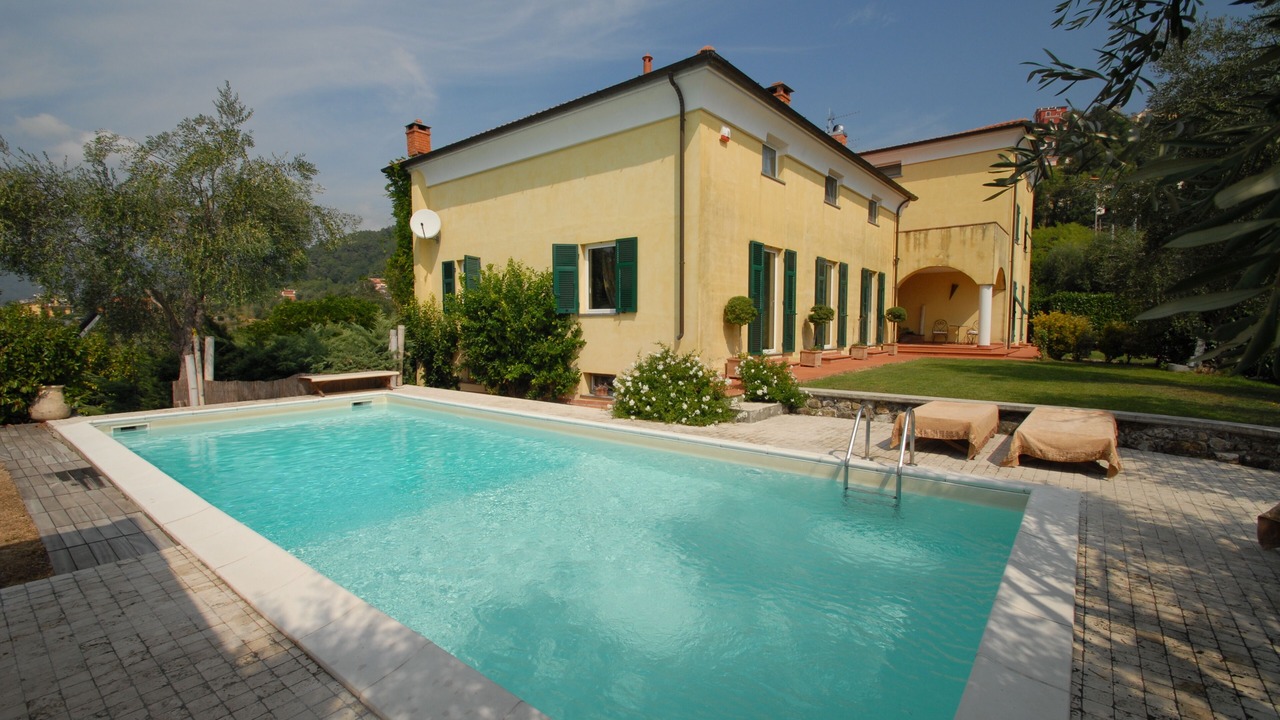 Photo of Outdoor in Bolano