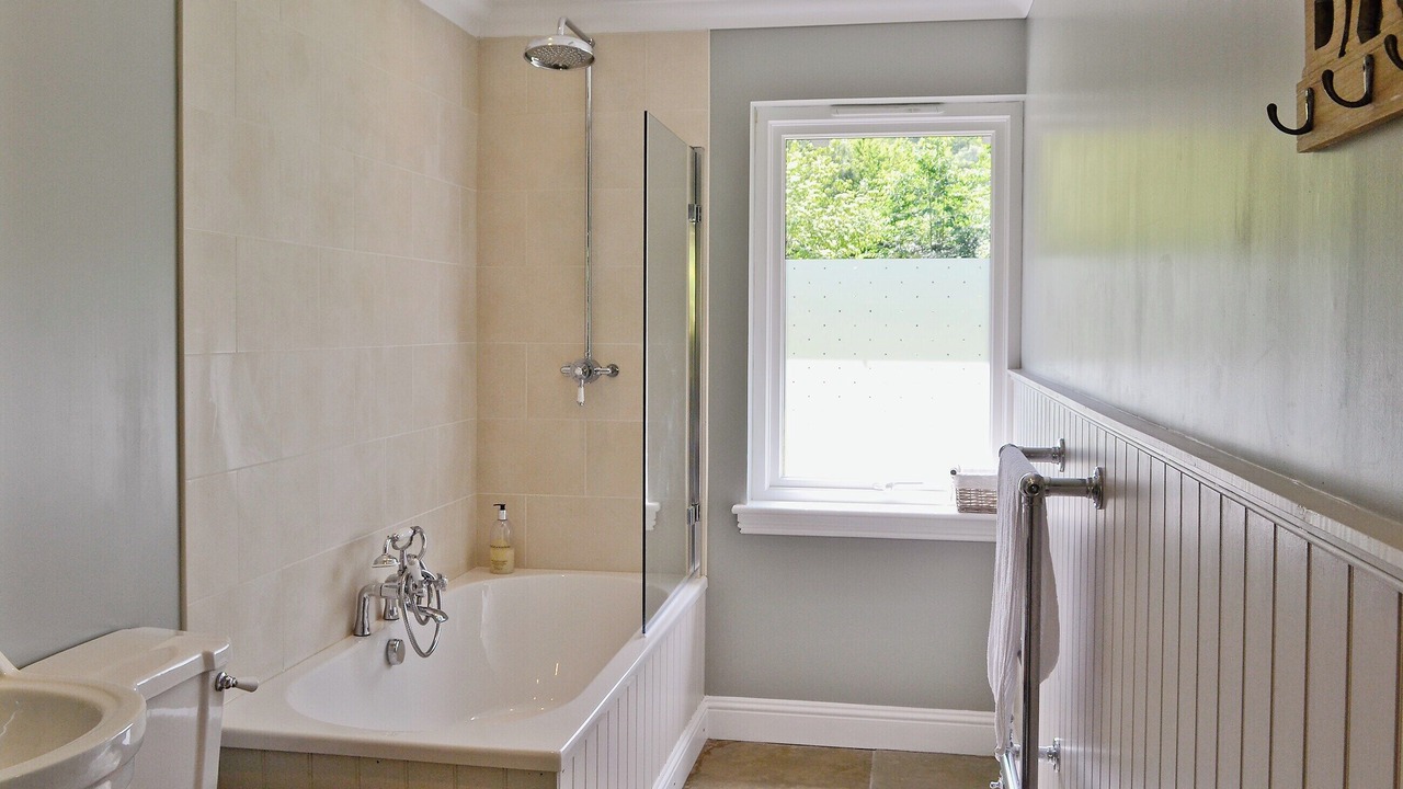Photo of Bathroom in St Fillans