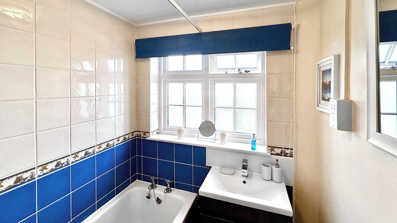 Photo of Bathroom in Happisburgh