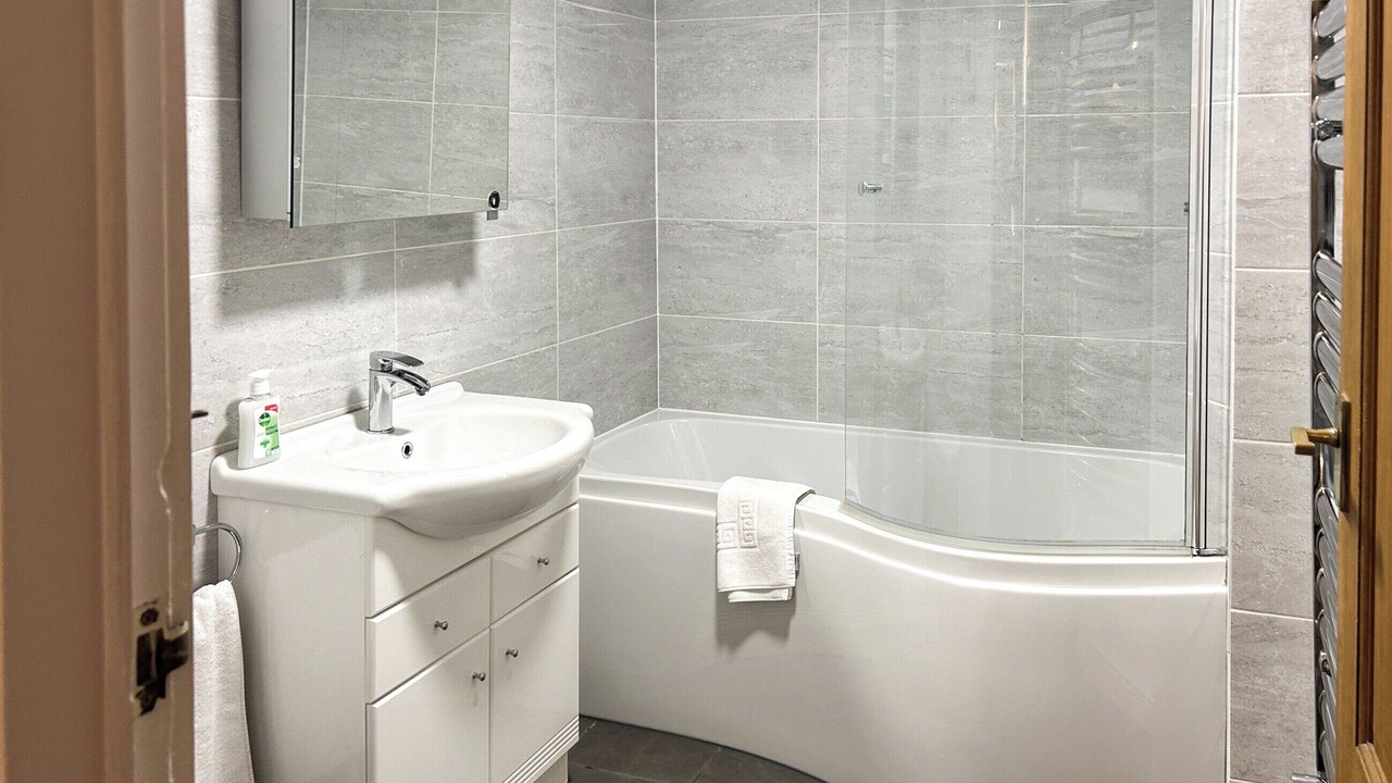 Photo of Bathroom in Grassington