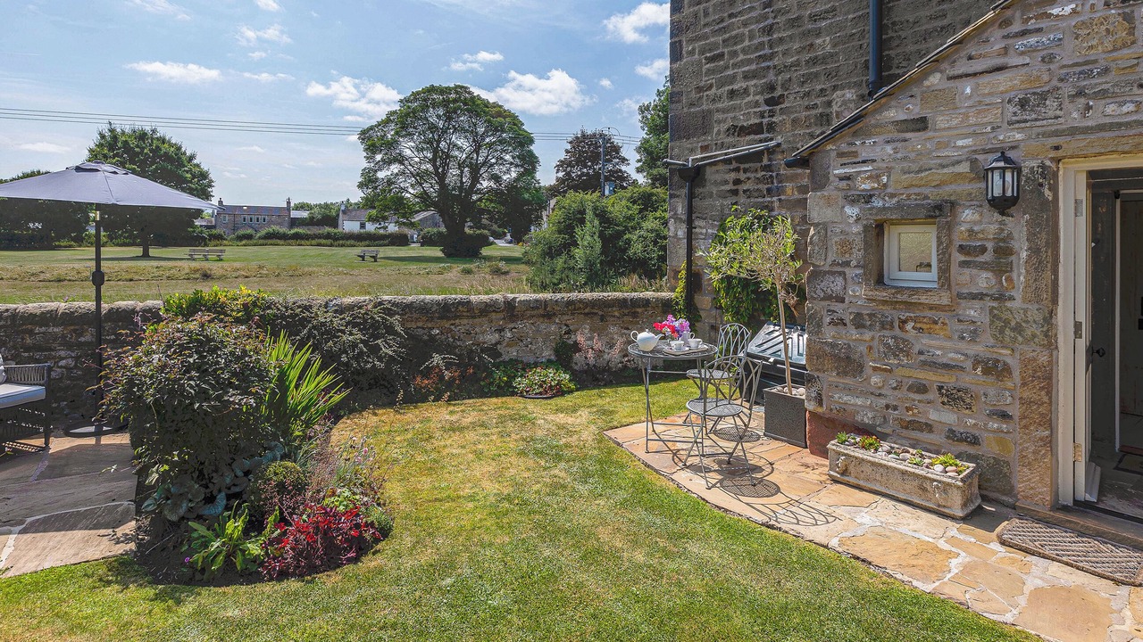 Photo of Outdoor in Eshton