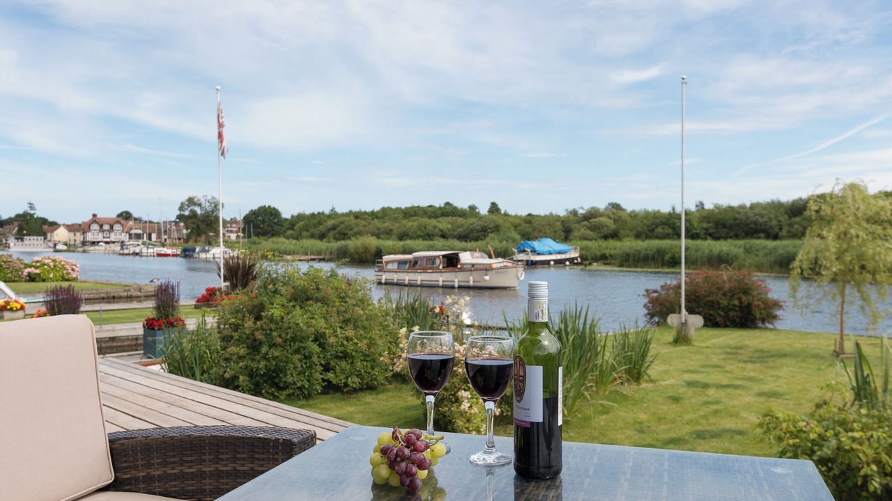 Photo of Outdoor in Horning