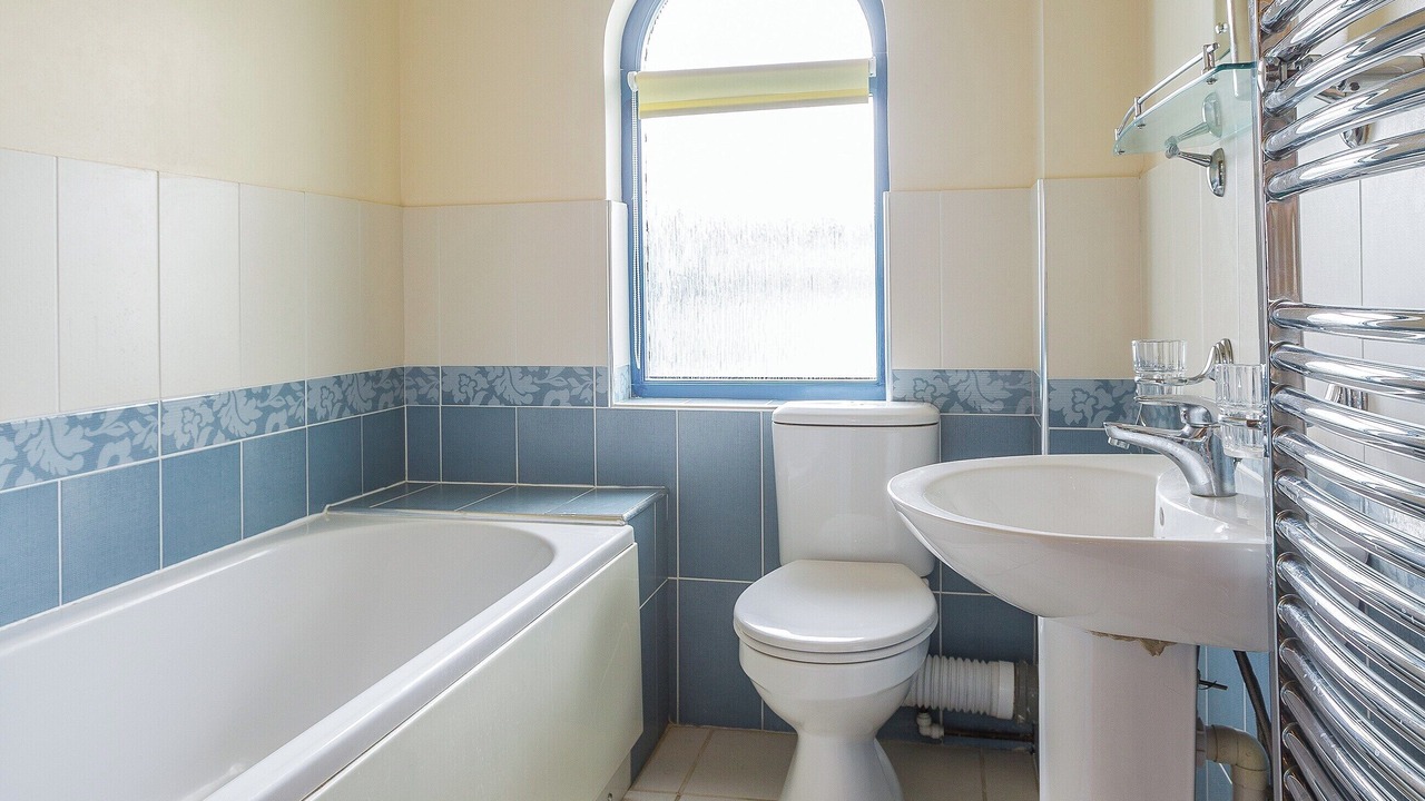 Photo of Bathroom in Hoveton