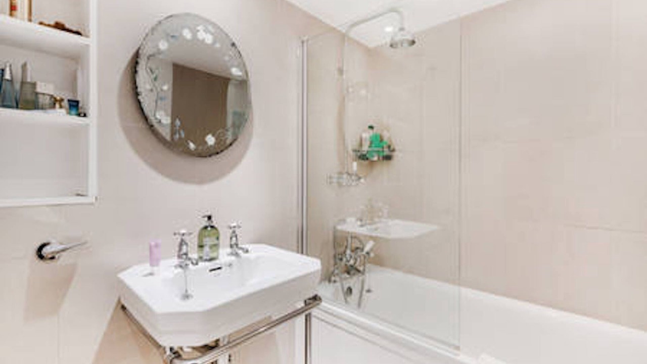 Photo of Bathroom in Belsize Park